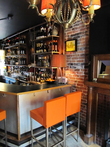 107 Fourth Avenue Wine Bar & Café