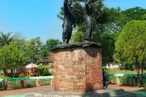 Statue Of Kanaklota Boruah & Mukundo Kakati image