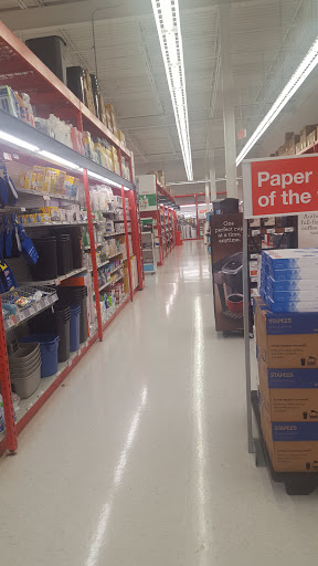 Office Supply Store «Staples», reviews and photos, 7560 Commons Blvd, Victor, NY 14564, USA