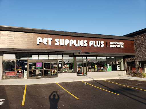 Pet Store «PetSaver Healthy Pet Superstore (Greece Location)», reviews and photos, 1596 W Ridge Rd, Rochester, NY 14615, USA