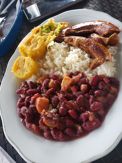 Toño Parrilla Restaurante - Quimbaya - Filandia #8-38, Quimbaya, Quindío, Colombia