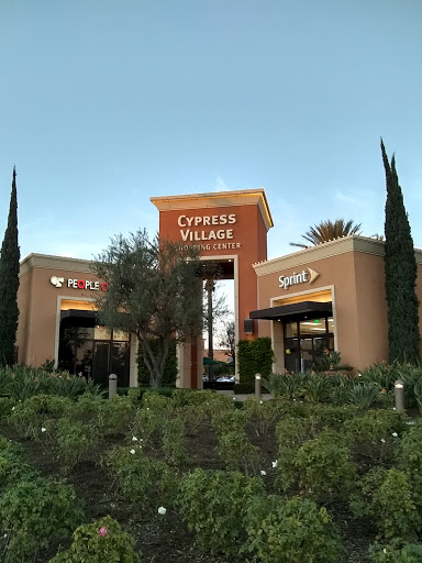 Shopping Mall «Cypress Village Shopping Center», reviews and photos, 14001 - 14271 Jeffrey Rd, Irvine, CA 92620, USA