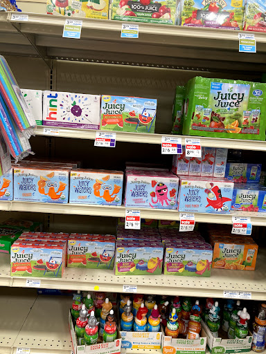 Supermarket «Giant Eagle Supermarket», reviews and photos, 21593 Lorain Rd, Fairview Park, OH 44126, USA