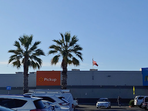 Discount Store «Walmart», reviews and photos, 1919 Davis St, San Leandro, CA 94577, USA