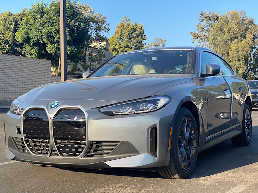 BMW Dealer «Steve Thomas BMW Inc», reviews and photos, 411 E Daily Dr, Camarillo, CA 93010, USA