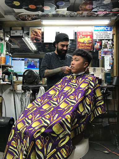 Barber Shop «The World Famous Venice Barber Shop», reviews and photos, 1527 Pacific Ave, Venice, CA 90291, USA