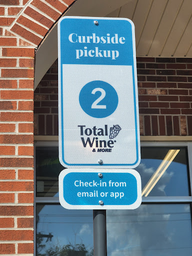 Wine Store «Total Wine & More», reviews and photos, 2976 Battleground Ave, Greensboro, NC 27408, USA