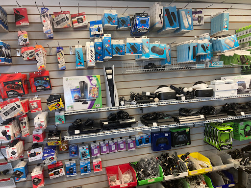 Music Store «CD Exchange», reviews and photos, 2818 Henry St, Norton Shores, MI 49441, USA