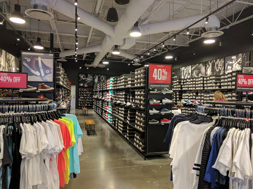 Shopping Mall «Phoenix Premium Outlets», reviews and photos, 4976 Premium Outlets Way, Chandler, AZ 85226, USA