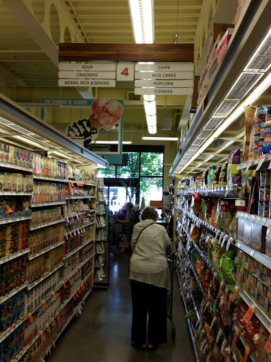 Grocery Store «New Seasons Market Hawthorne», reviews and photos, 4034 SE Hawthorne Blvd, Portland, OR 97214, USA