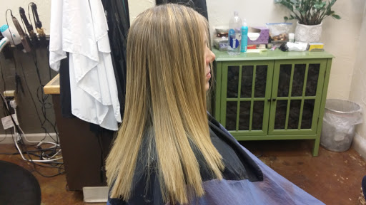 Hair Salon «Olivia A Salon», reviews and photos, 2101 Taylor Rd, Montgomery, AL 36117, USA