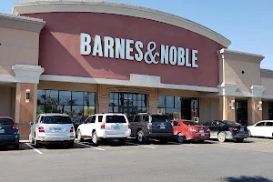 Barnes & Noble image