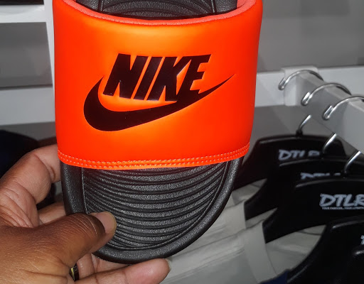 Shoe Store «VILLA, Join the Movement», reviews and photos, 333 Market St, Harrisburg, PA 17103, USA