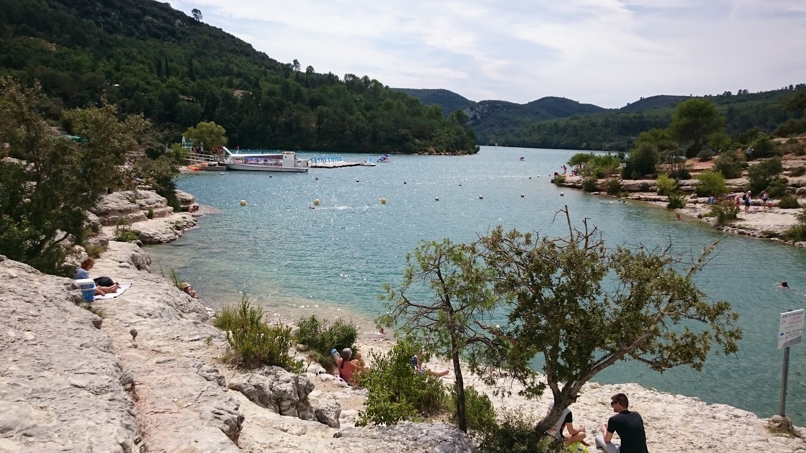 Foto von Plage Surveillee wilde gegend