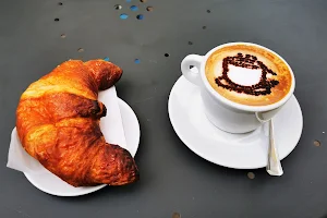 CAFFE'CENTRALE image