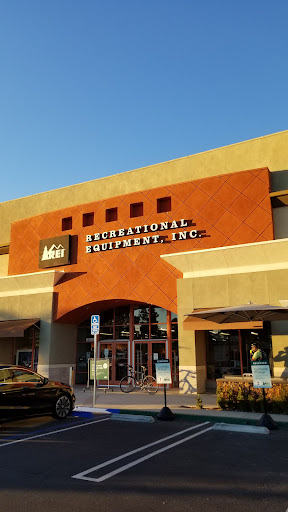 Camping Store «REI», reviews and photos, 18605 Devonshire St, Northridge, CA 91324, USA