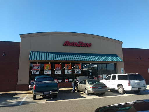 Auto Parts Store «AutoZone», reviews and photos, 1100 E Williams St, Apex, NC 27502, USA