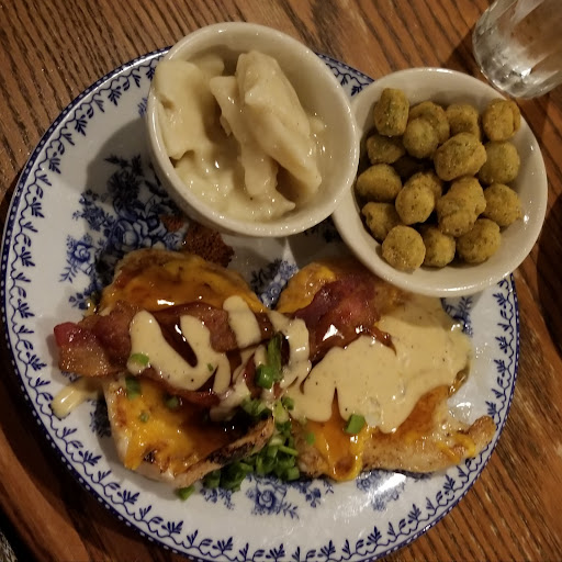 American Restaurant «Cracker Barrel Old Country Store», reviews and photos, 2697 Highwood Blvd, Smyrna, TN 37167, USA