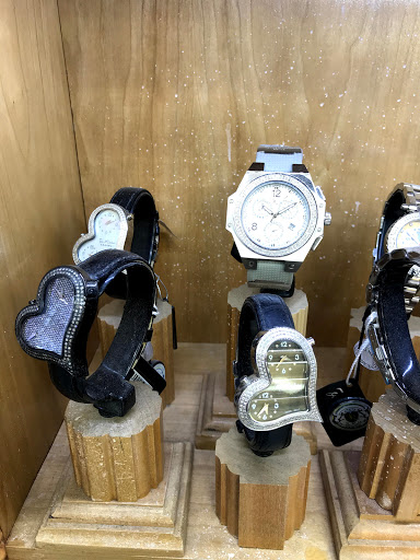 Jewelry Store «Unclaimed Diamonds», reviews and photos, 113 S 8th St, Philadelphia, PA 19106, USA