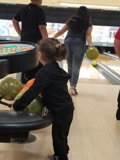 Bowling Alley «AMF Babylon Lanes», reviews and photos, 430 Sunrise Hwy, West Babylon, NY 11704, USA