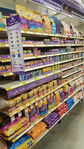 Pet Supply Store «PetSmart», reviews and photos, 13150 Middlebelt Rd, Livonia, MI 48150, USA