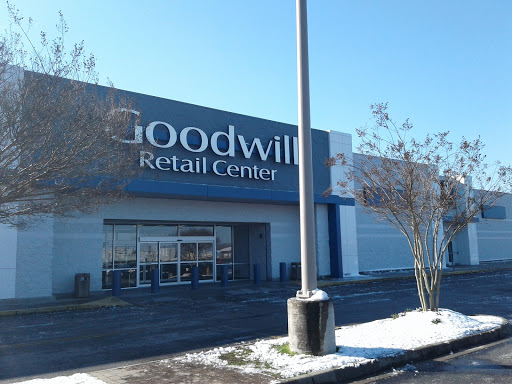 Thrift Store «Goodwill Saville Retail Store», reviews and photos