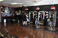 Pin Curlz Parlor