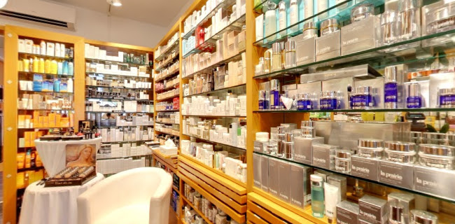 Rezensionen über Parfümerie Hubrich in Kreuzlingen - Kosmetikgeschäft