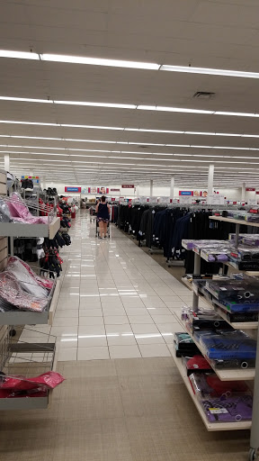 Clothing Store «Burlington Coat Factory», reviews and photos, 2575 E Main St, Plainfield, IN 46168, USA