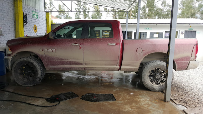 Golden Car Wash El Tambo Huancayo - Servicio de lavado de coches