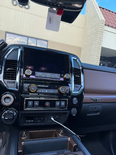 Phoenix Automotive image