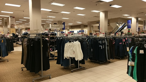 Department Store «Sears», reviews and photos, 4 Burr Ln, Lake Grove, NY 11755, USA
