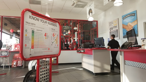 Tire Shop «Discount Tire Store - San Diego, CA», reviews and photos, 5860 Miramar Rd, San Diego, CA 92121, USA