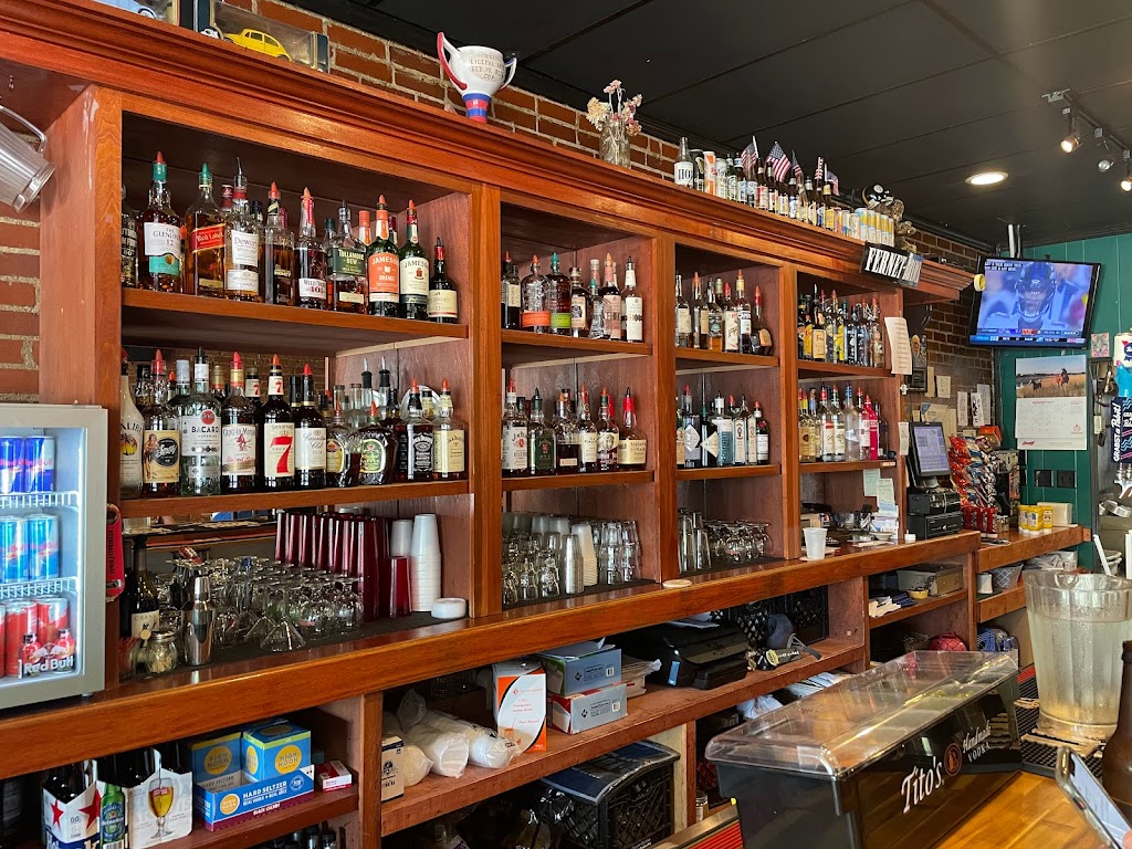 Peephole Bar & Grill Evansville, IN 47708 Menu, Reviews, Hours