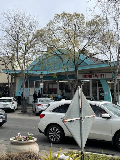 Donut Shop «Donut Wheel», reviews and photos, 2017 First St, Livermore, CA 94550, USA