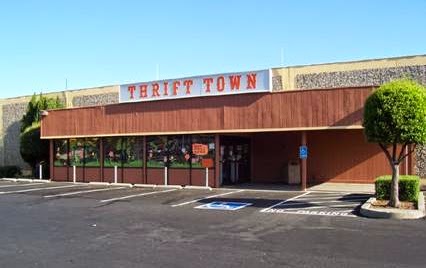 Thrift Town, 3645 San Pablo Dam Rd, El Sobrante, CA 94803, USA, 