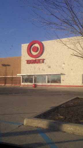 Target, 610 N West End Blvd, Quakertown, PA 18951, USA, 