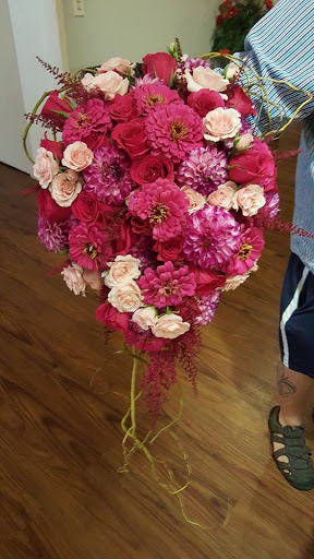 Florist «Old Louisville Flower Studio and Gifts and Events», reviews and photos, 1217 S 4th St, Louisville, KY 40203, USA