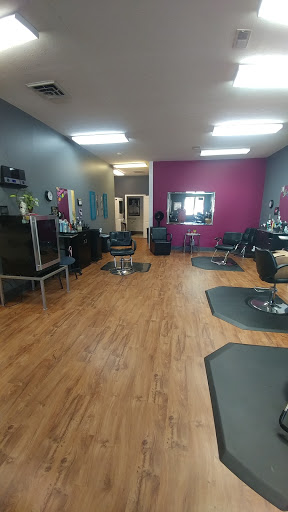 Beauty Salon «Signature Hair», reviews and photos, 215 E High St, Mooresville, IN 46158, USA