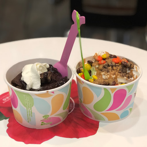 Frozen Yogurt Shop «Yogurtland», reviews and photos, 10500 Ulmerton Rd, Largo, FL 33771, USA