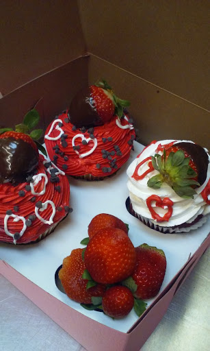 The Cake House of Melbourne Bakery, 1898 N Wickham Rd, Melbourne, FL 32935, USA, 