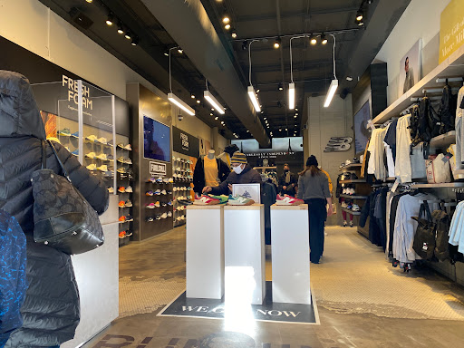Shoe Store «New Balance», reviews and photos, 583 Boylston St, Boston, MA 02116, USA