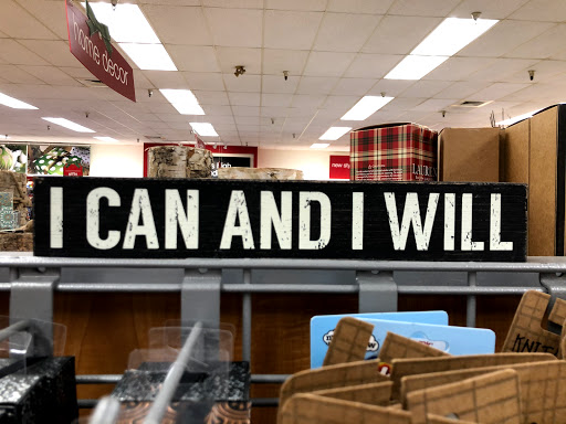 Shopping Mall «Tuskatella Shopping Center», reviews and photos, 1344 N Tustin St, Orange, CA 92867, USA