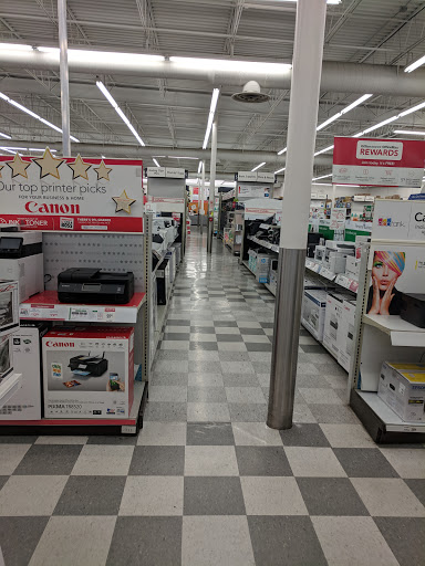 Office Supply Store «OfficeMax», reviews and photos, 6520 Centers Dr, Holland, OH 43528, USA