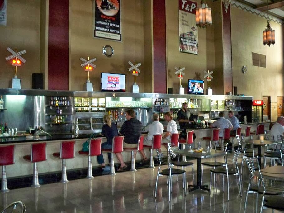 T&P Tavern - Fort Worth, TX 76102 - Menu, Reviews, Hours & Contact