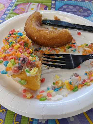 Bakery «Beach Donut Shop», reviews and photos, 344 E Main St, Clinton, CT 06413, USA