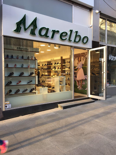 Magazine pentru a cumpăra cizme de piele de damă Bucharest