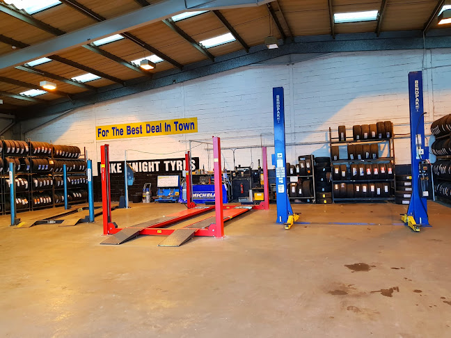 Comments and reviews of Mike Knight Tyres Ltd