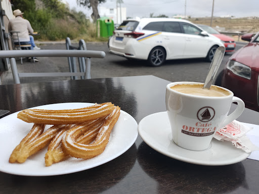 Cafeteria Churreria Hnos Lantigua E Hijos