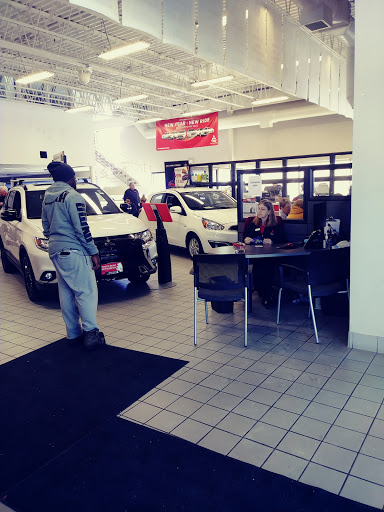 Car Dealer «White Bear Mitsubishi», reviews and photos, 3400 Hwy 61 N, White Bear Lake, MN 55110, USA